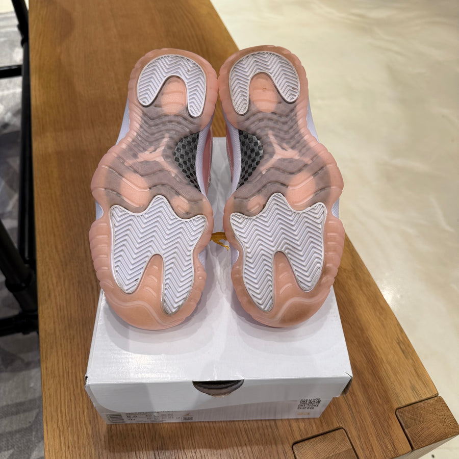 WMNS Air Jordan 11 Retro Low 