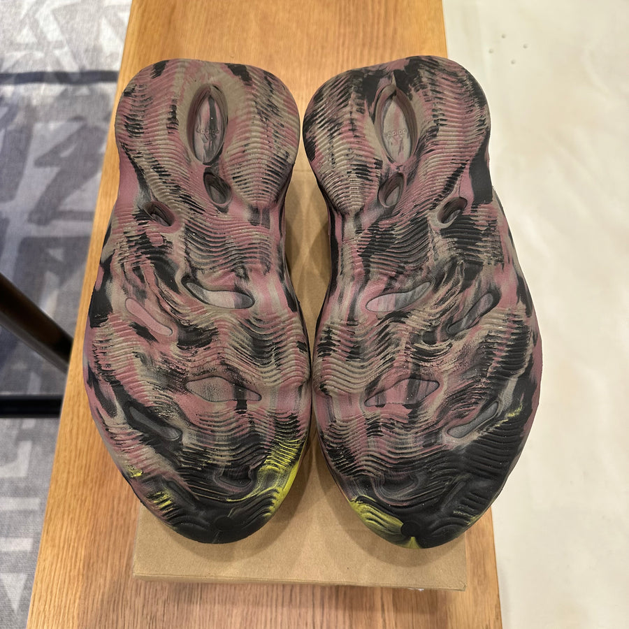 adidas Yeezy Foam RNR MX 