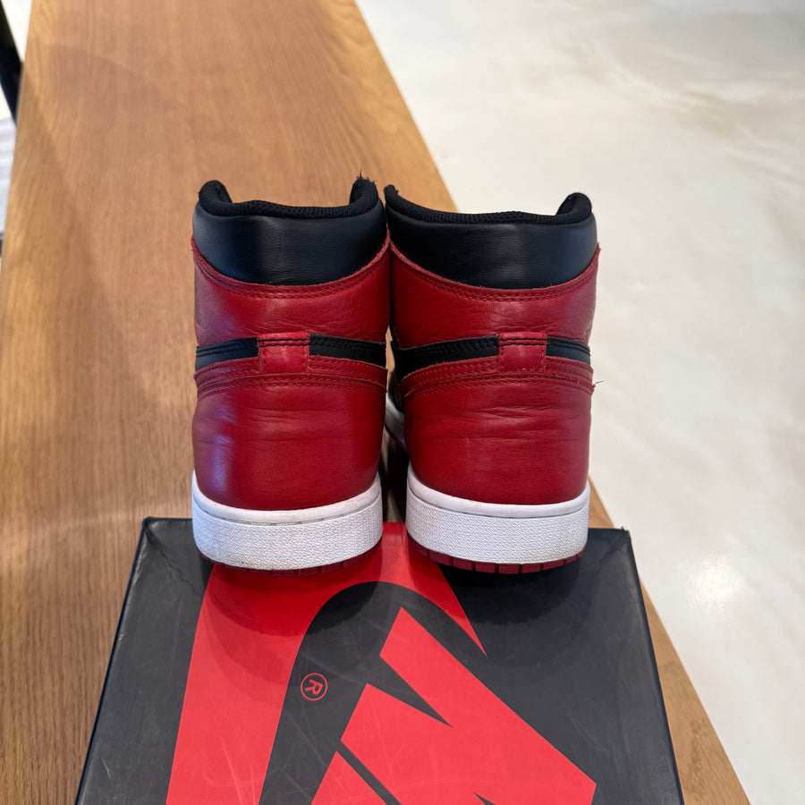 Air Jordan 1 Retro 