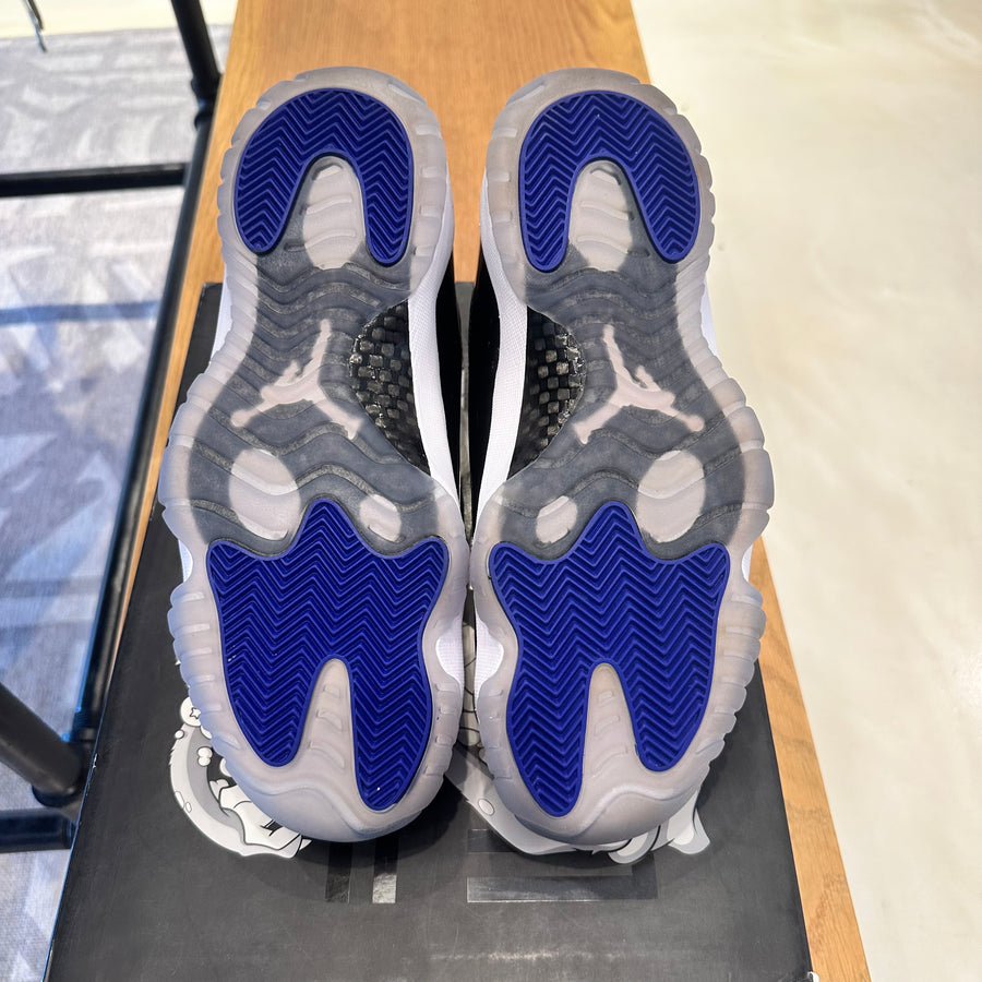 Air Jordan 11 Retro Space Jam (USED 9.5M)