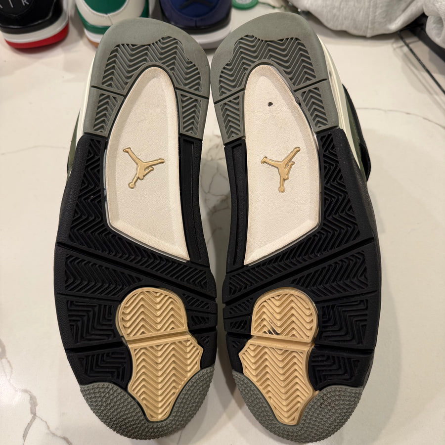 Air Jordan 4 Retro SE 