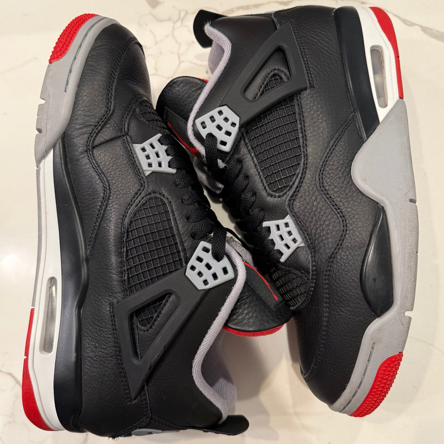 Air Jordan 4 Retro 