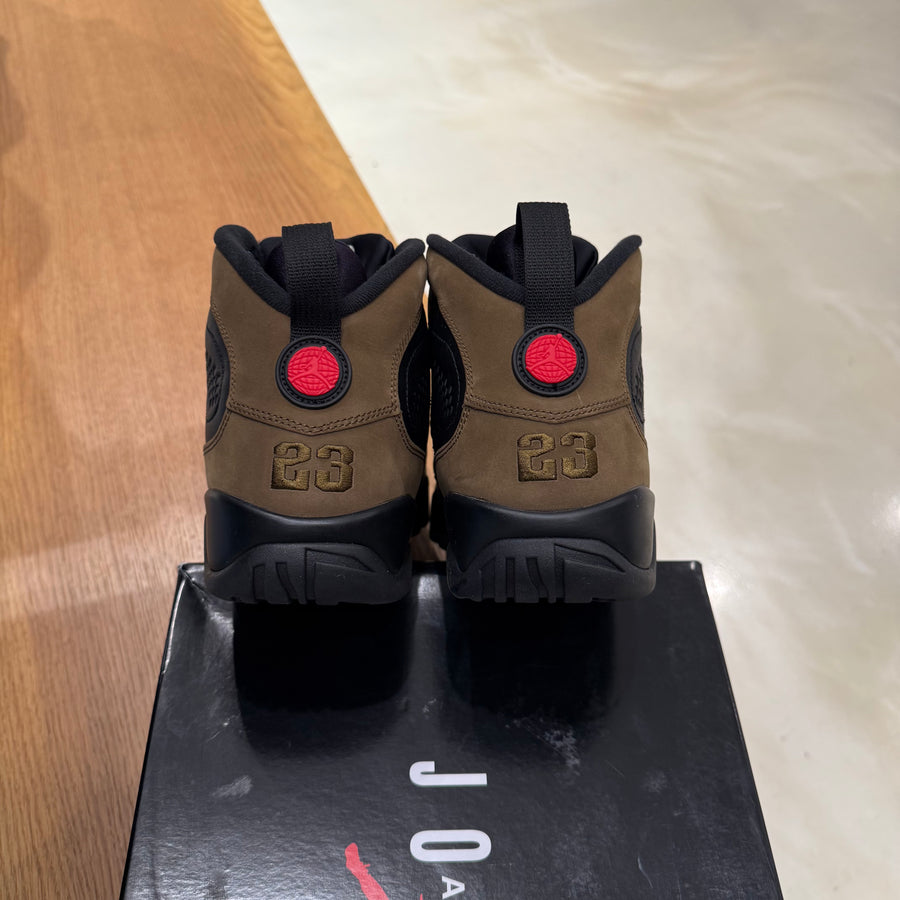 Air Jordan 9 Retro 