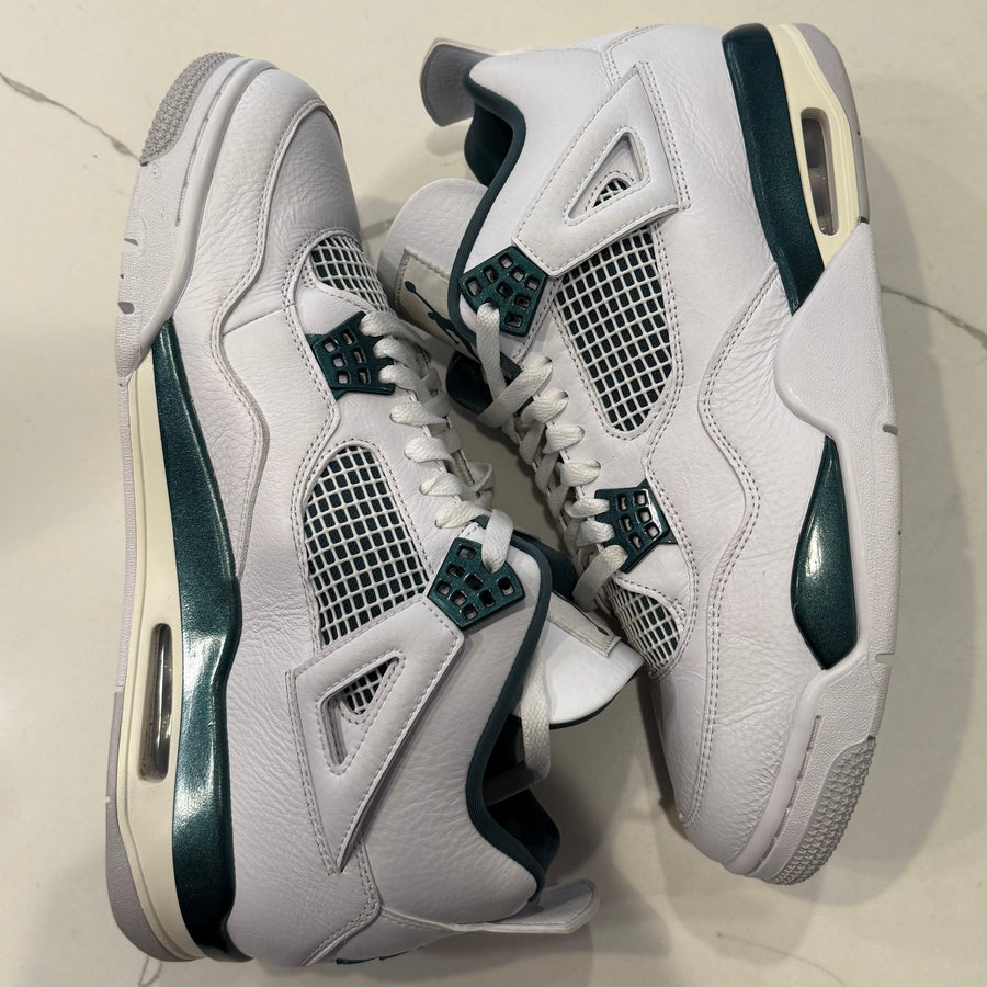Air Jordan 4 Retro 