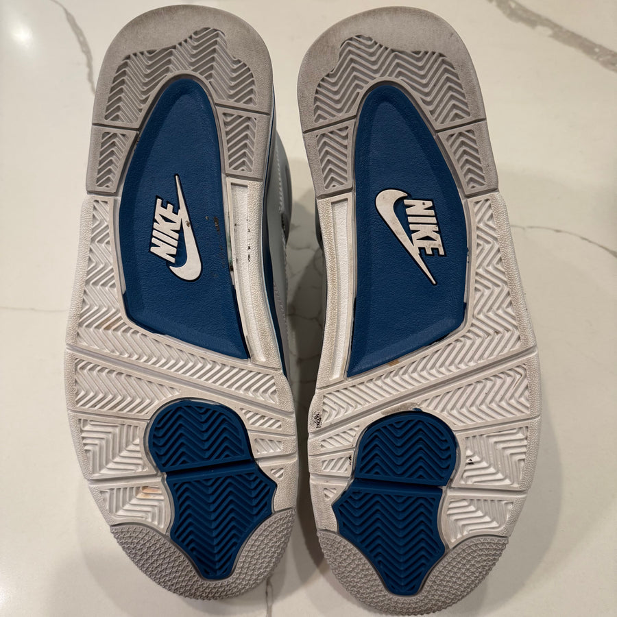 Air Jordan 4 Retro “Military Blue” 2024 (USED 9.5M)