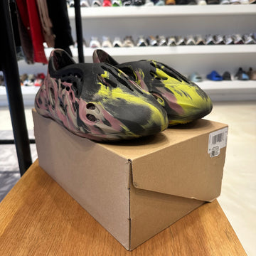 adidas Yeezy Foam RNR MX 