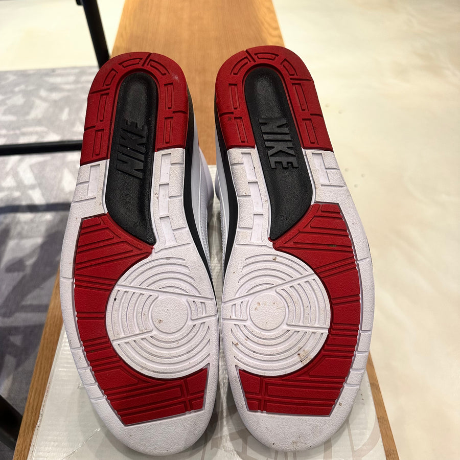 Air Jordan 2 Retro OG Chicago (USED 12)