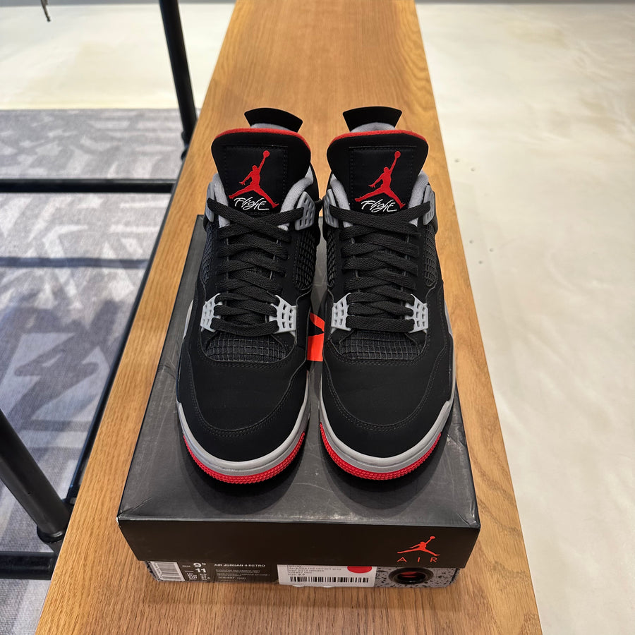 Air Jordan 4 Retro 