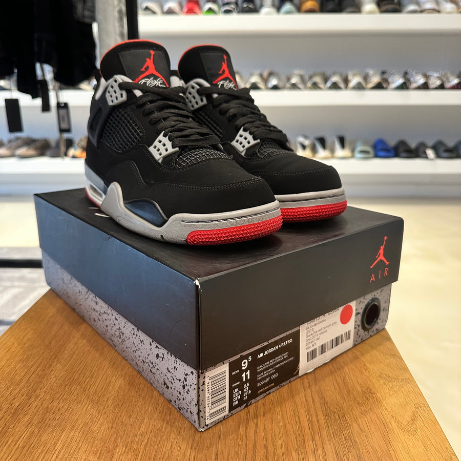 Air Jordan 4 Retro 