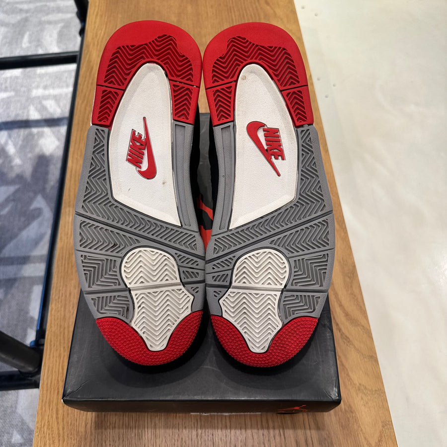 Air Jordan 4 Retro 