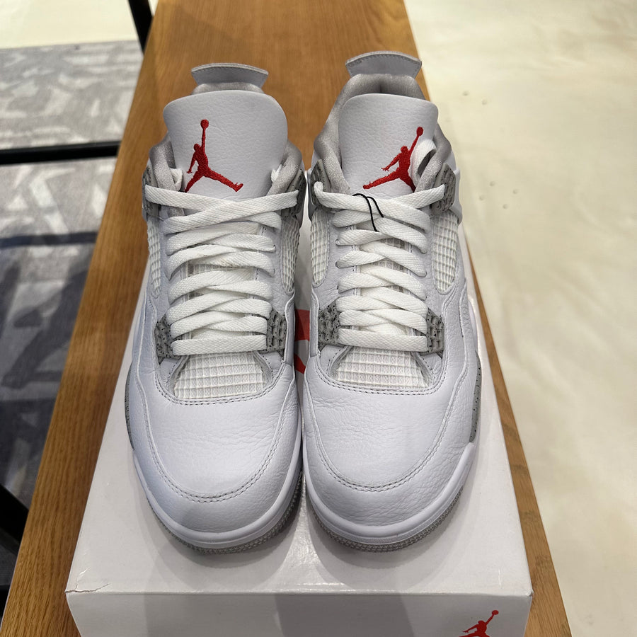 Air Jordan 4 Retro 