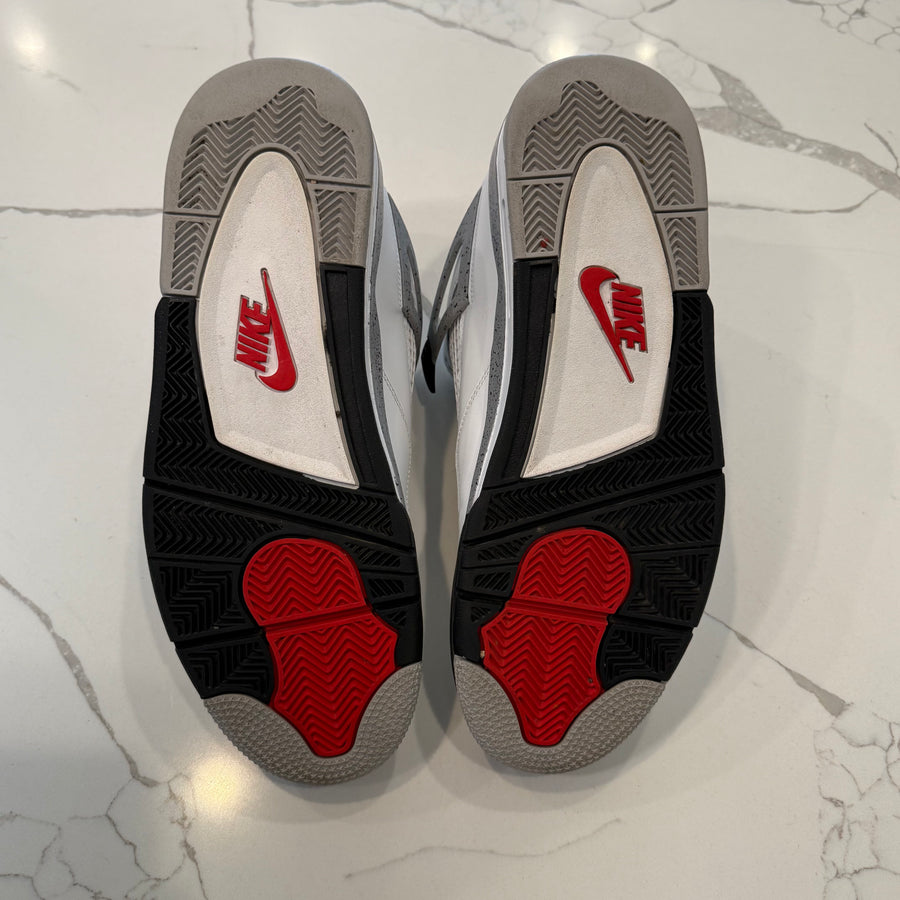 Air Jordan 4 Retro 
