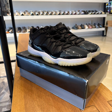 Air Jordan 11 Retro Low 