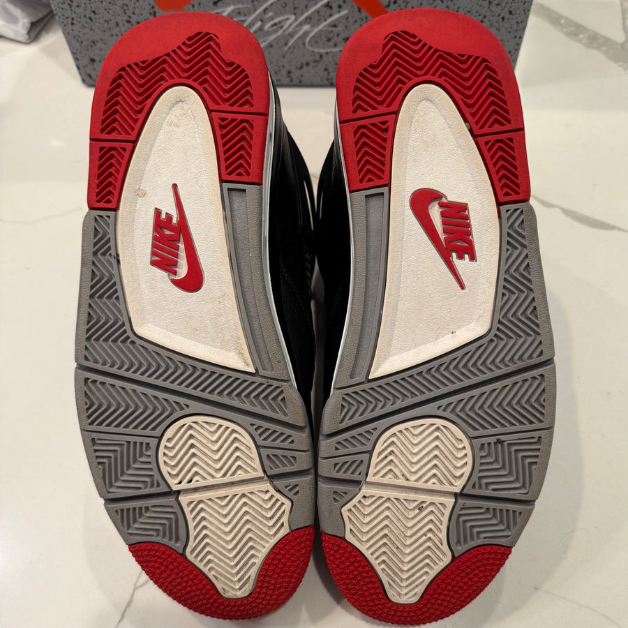 Air Jordan 4 Retro 