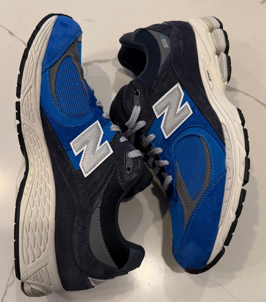New Balance 2002R 
