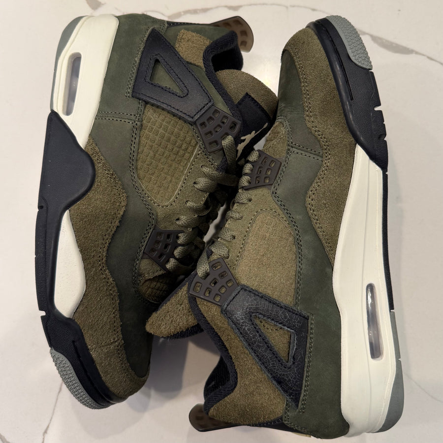 Air Jordan 4 Retro SE 